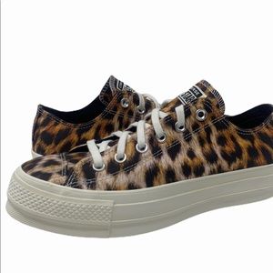 Converse Low Top Sneakers